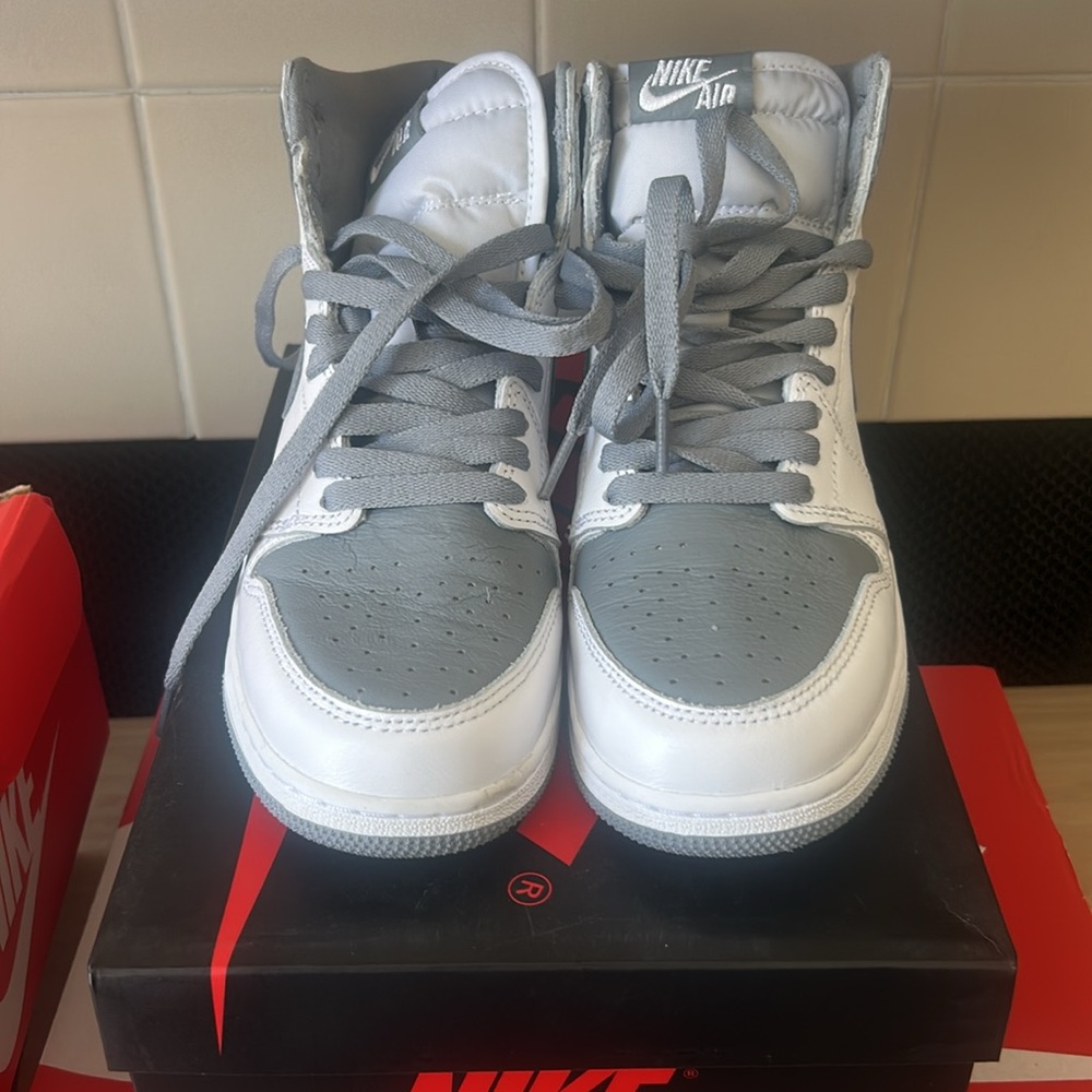 Nike Air Jordan 1 Retro High OG 'Stealth' - Picture 4 of 4